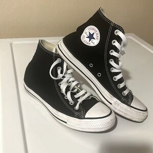 Converse shoes. Size 8.5 women’s. Good condition worn a few times.